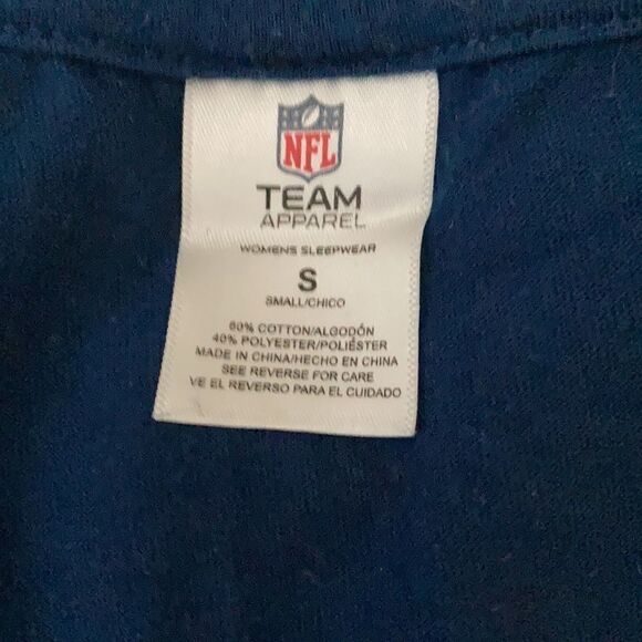 New England Patriots Tee Shirt Small - Picture 4 of 5